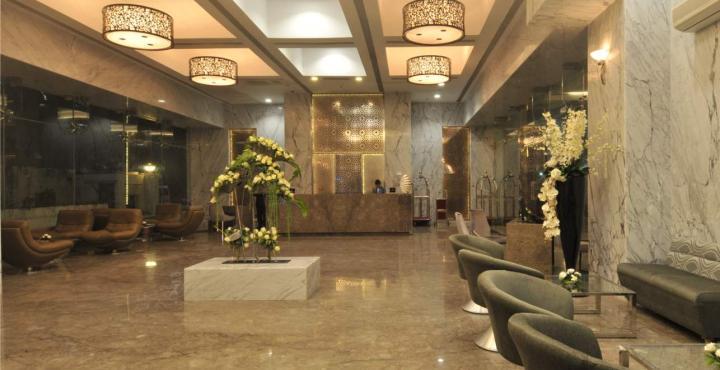 Goldfinch Hotel Mumbai Exterior foto